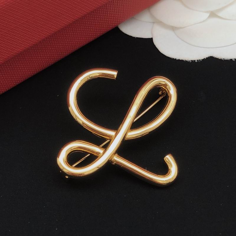Loewe brooch 11lyw6